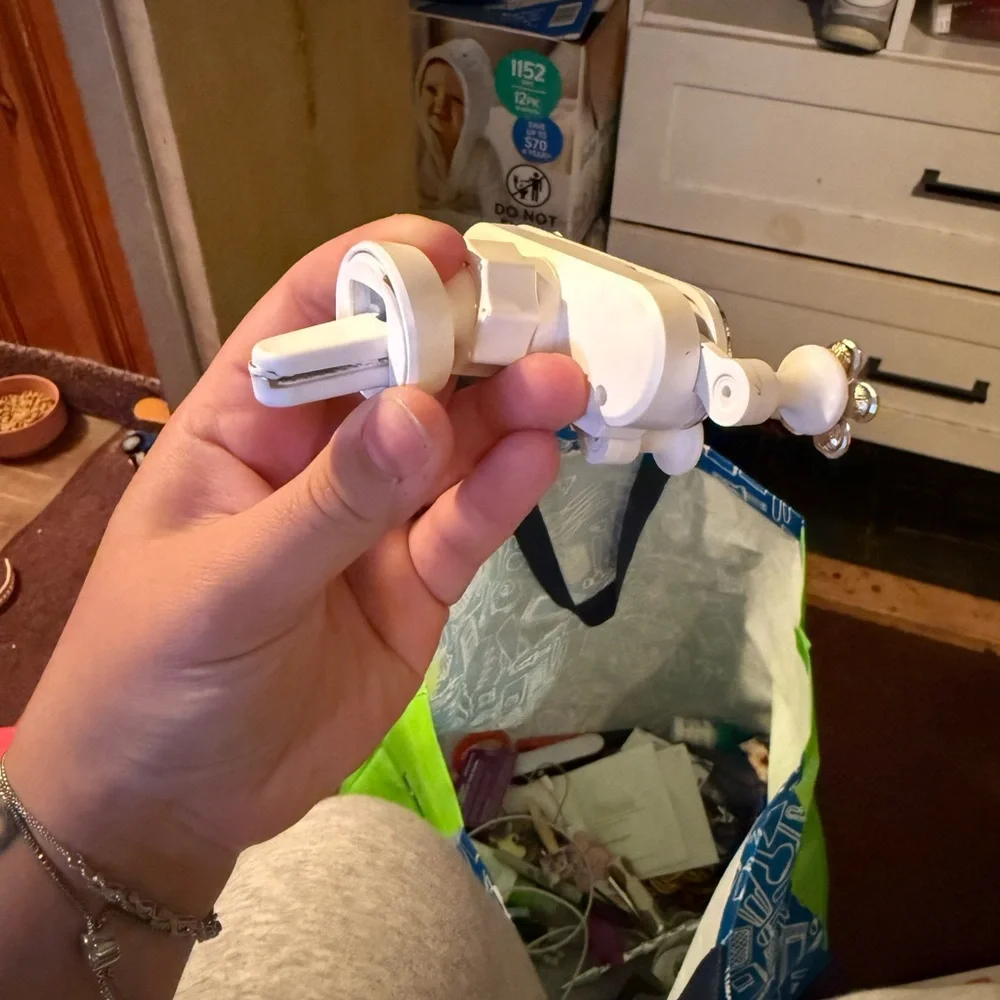 Car phone mount
